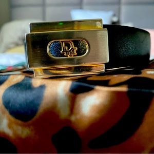 Vintage Dior black leather belt